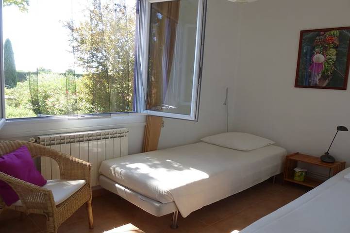 Location de vacances pour 6 personnes, avec terrasse à Saint-Laurent-d'Aigouze - 2