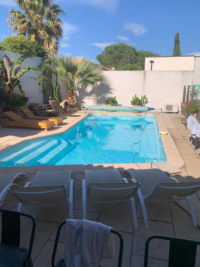 Gîte pour 5 personnes, avec vue ainsi que piscine et jardin, animaux acceptés à Vendargues - 2