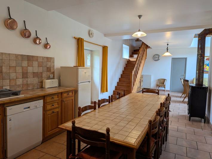 Ruhiges Ferienhaus im Wald, nahe Gien, 3 Schlafzimmer und 2 Bäder in Ouzouer-sur-Trézée, Montargis und Umgebung