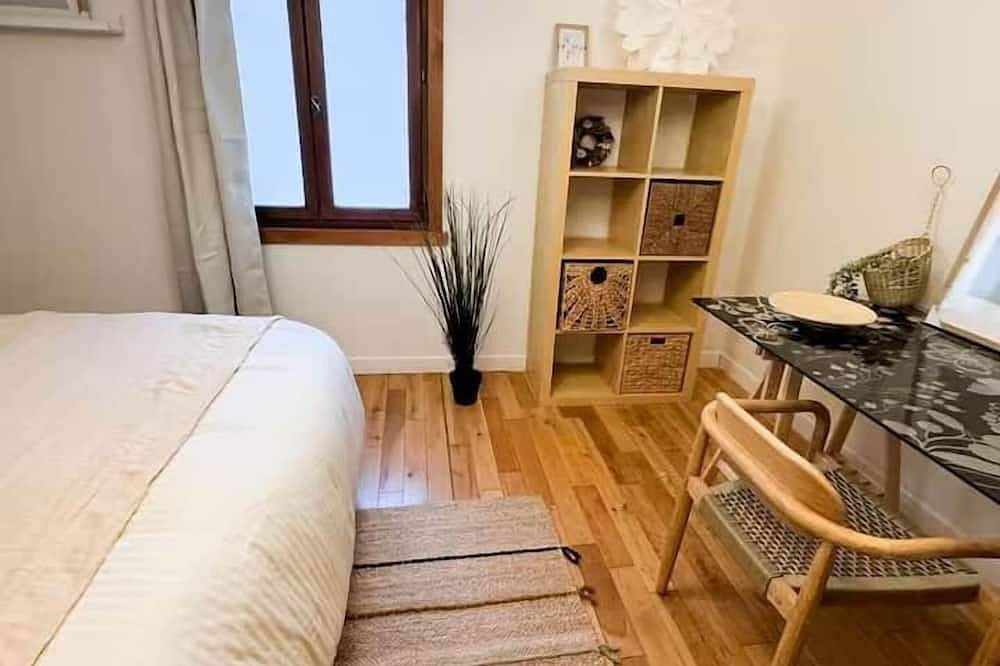 Appartement entier, Maison centre village et piscine in Chanaz, Région de Chambéry