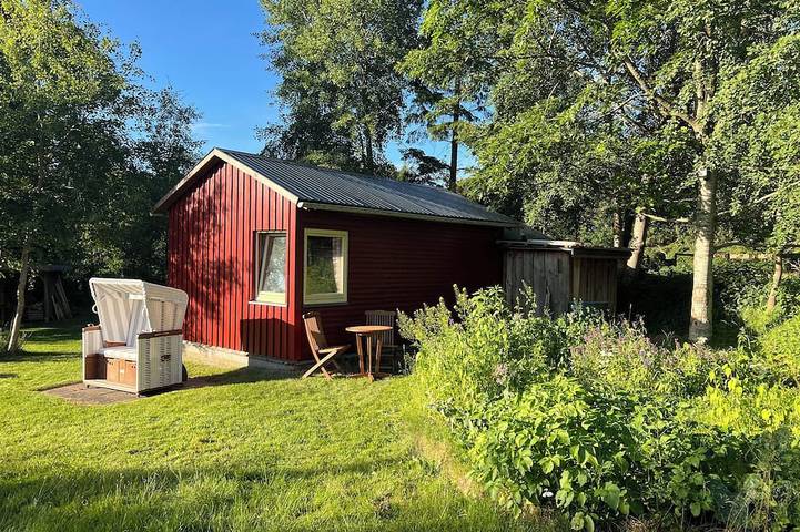 Ferienhaus für 2 Personen, mit Sauna und Garten in Leck