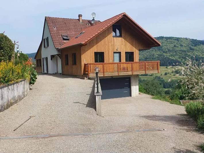 Gîte pour 4 personnes, avec vue et terrasse à Fouchy