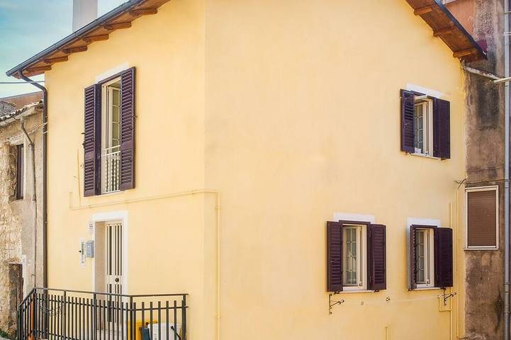 Gîte pour 5 personnes, animaux acceptés à Canistro
