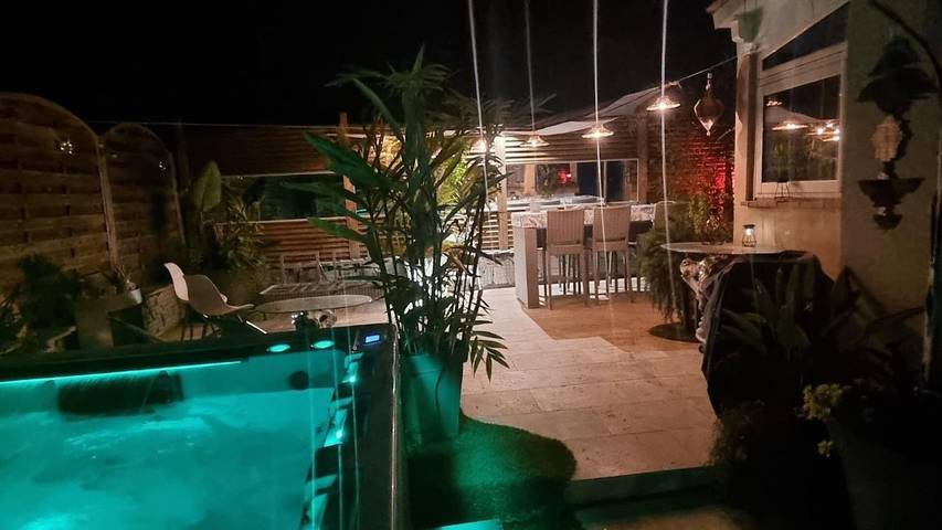 Maison de vacances pour 4 personnes, avec jacuzzi