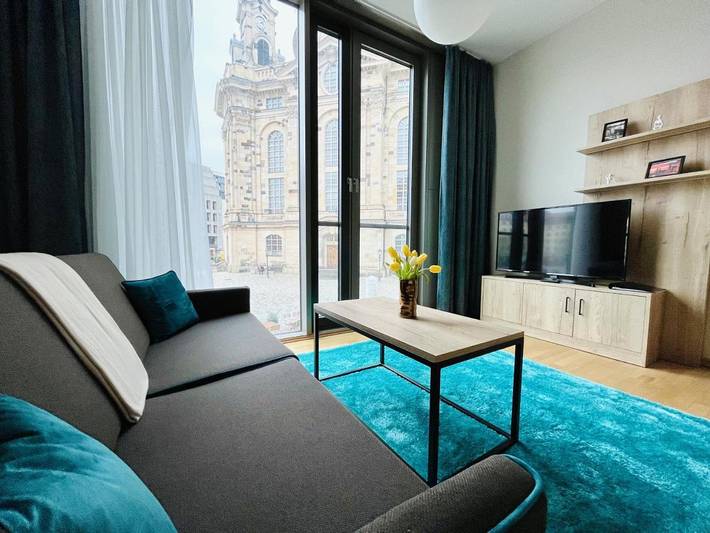 Ferienwohnung für 4 Personen, mit Ausblick in Dresden Striezelmarkt