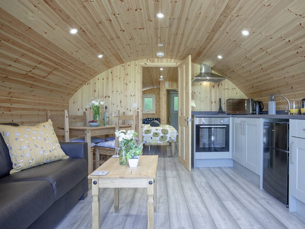 Glamping Pod 2 in Ipplepen, Devon
