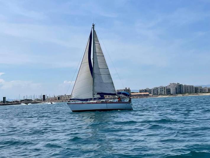 Bateau pour 4 personnes, avec terrasse