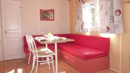 Camping pour 4 Personnes dans La Bergerie, Hyeres, Photo 2