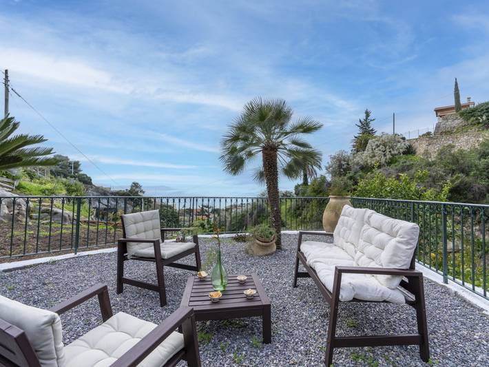 Ferienhaus für 4 Personen, mit Terrasse und Garten sowie Ausblick in Bordighera