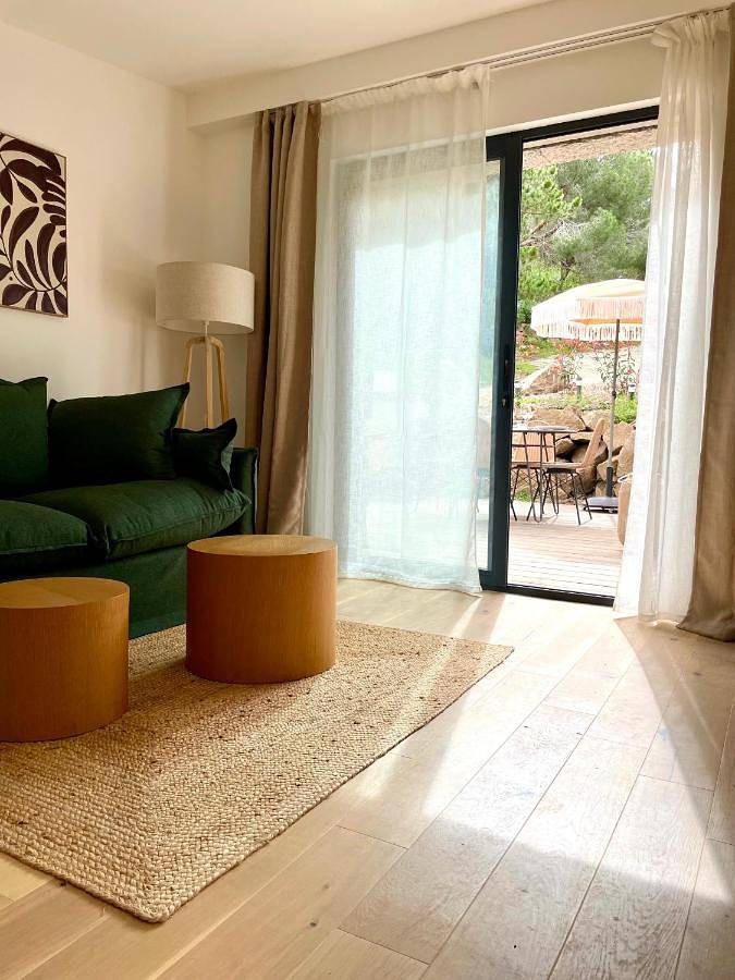 Location de vacances pour 2 personnes, avec jardin à Belvédère-Campomoro - 3