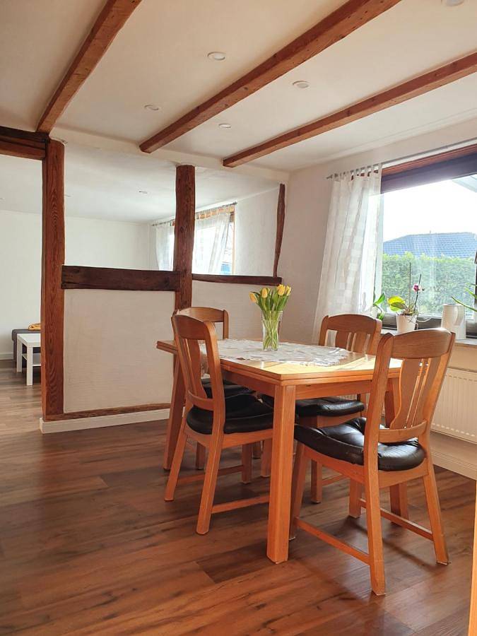 Gîte pour 6 personnes, avec piscine et jardin à Wiehl - 2