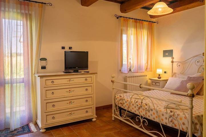 Location de vacances pour 18 personnes, avec Jacuzzi ainsi que Terrasse et Jardin à Corinaldo - 2