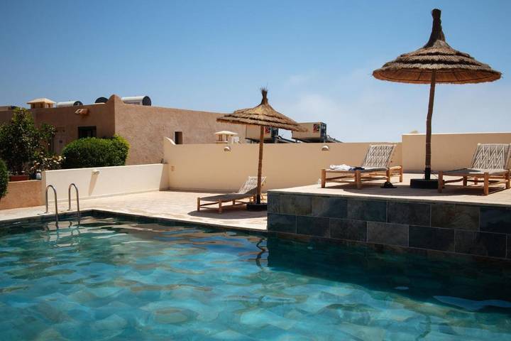 Apartamento de vacaciones para 2 personas, con jardín además de piscina y vistas - 1