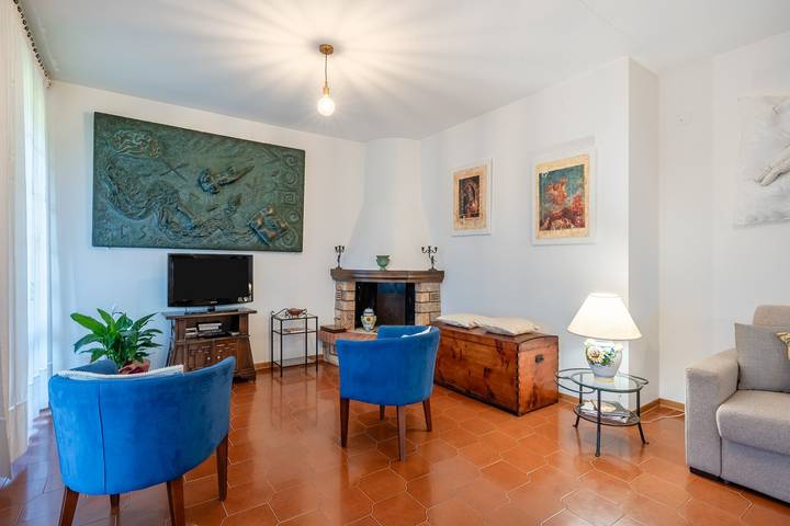 Appartamento intero, Appartamento 'Casa Spazio Zero' con terrazza privata, giardino in comune e Wi-Fi in Serravalle Pistoiese, Provincia di Pistoia