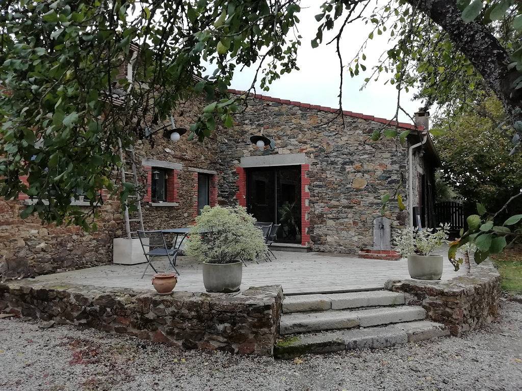 La casa des Landes, 12 personnes, avec piscine intérieure in Boulogne, Vallée de la Loire