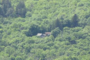 Gîte pour 2 personnes, avec jacuzzi et jardin à Le Collet-de-Dèze