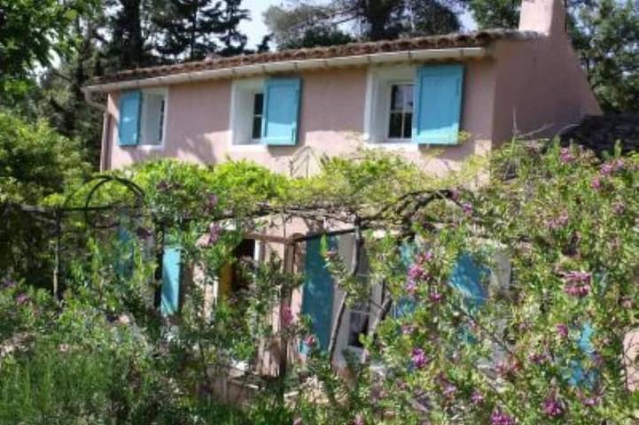 Villa pour 4 personnes, avec jardin et terrasse, animaux acceptés à Six-Fours-les-Plages