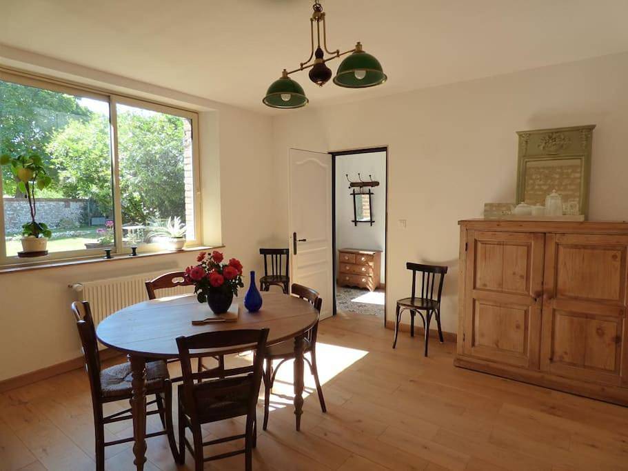 Three-Bedroom Villa in Andé, Région de Les Andelys