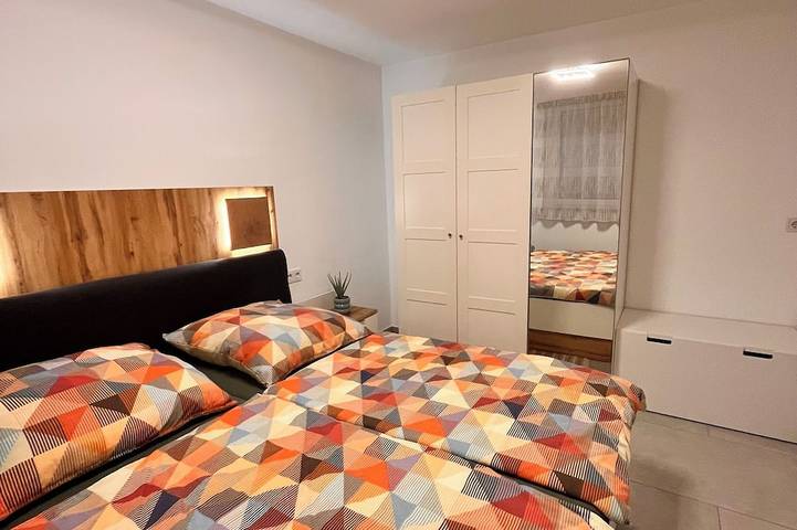 Ganze Wohnung, Luxuriöse 2 Zimmerwohnung im Herzen von Fellbach in Fellbach, Rems-Murr-Kreis