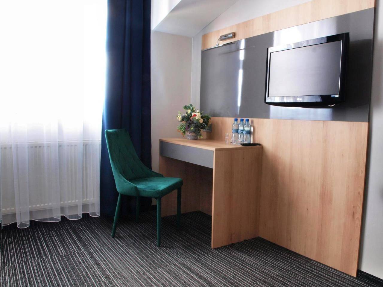 Cały apartament wypoczynkowy, Twin Room with Private Bathroom in Człuchów, Pomorze