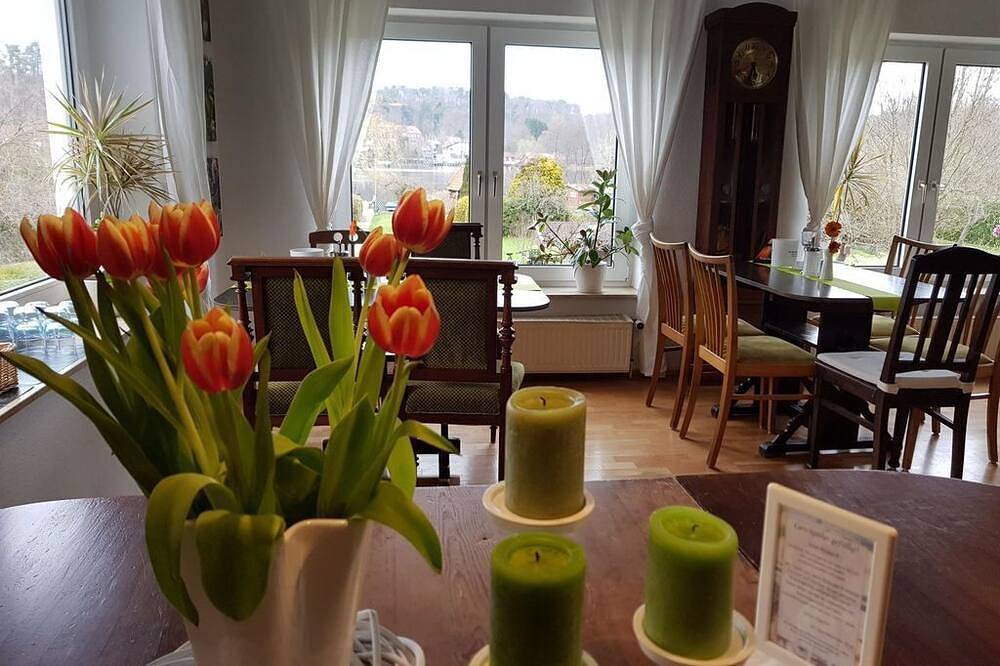 Simple double room - Pension Seeschlösschen in Mölln, Kreis Hertogdom Lauenburg