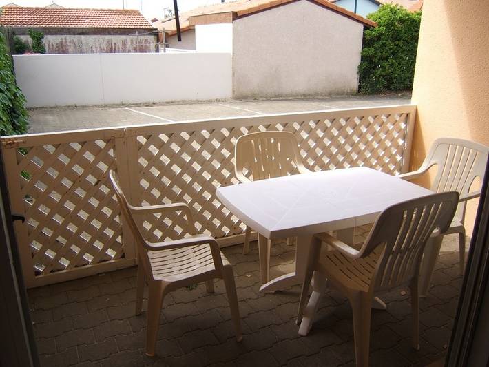 Gîte pour 4 personnes, avec balcon dans Biscarrosse (bourg) - 2