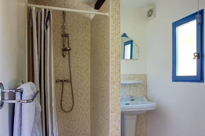 Gîte pour 3 personnes, avec jacuzzi ainsi que jardin et terrasse, animaux acceptés à Fosse - 4