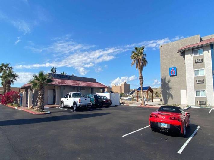 Apartamento entero, 1 cama king size | No fumadores, microondas, sofá cama in Lake Mohave, Bullhead City