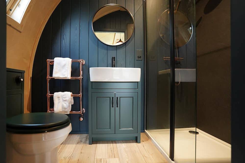 Premium-Hot Tub-Kabine-Ensuite mit Dusche in Dumfries und Galloway