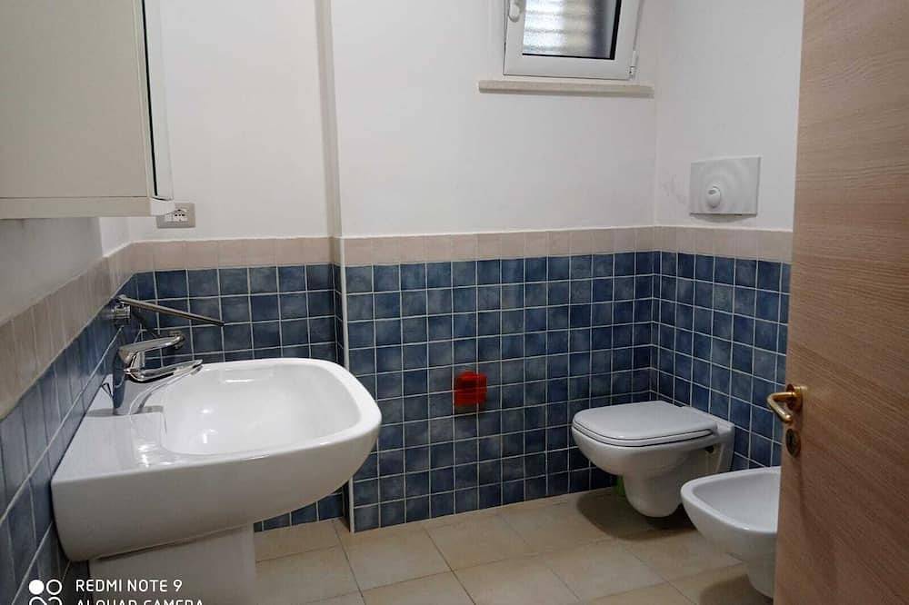 Appartamento intero, Casa vacanza nel villaggio riva azzurra a 500 m dal mare con splendida piscina in Policoro, Golfo di Taranto