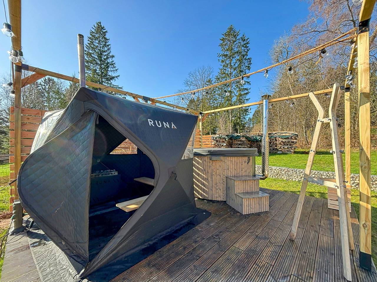 Un refugio artesanal con sauna en el bosque de Hochwald in Weiskirchen, Saar-Nahe-Bergland