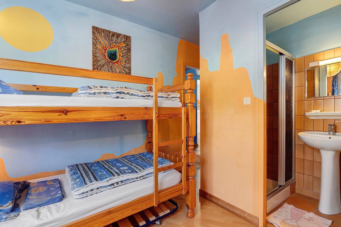 Gästezimmer „Le Volcan d'Aizac“ – Mondzimmer in Aizac, Parc naturel régional des Monts d'Ardèche