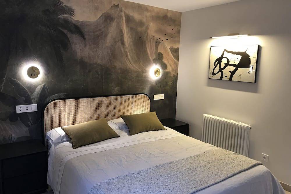 Entire apartment, Luxury apartment with cathedral views in Burgos, Burgos Province