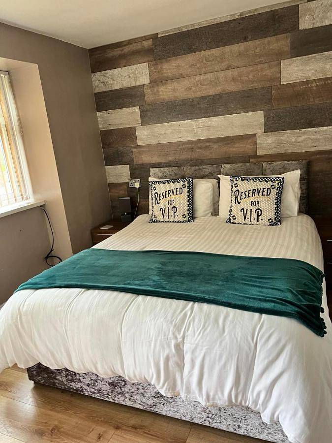 Double Room with Private Bathroom in Isle of Anglesey