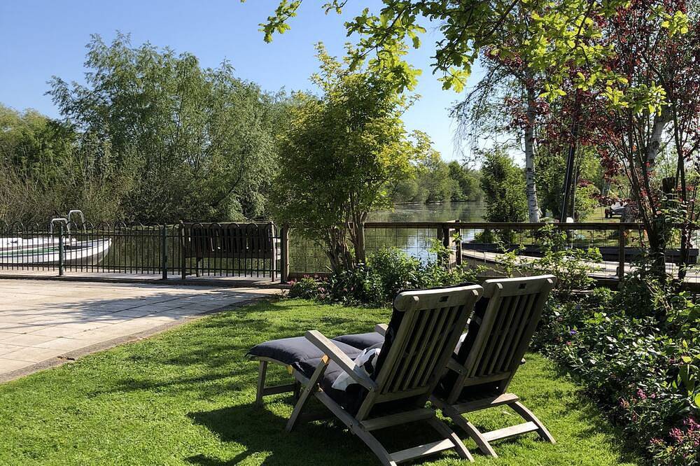 Ganze Wohnung, De Duif - Small country house, directly on the lake, in a nature reserve in Breukelen, Groene Hart