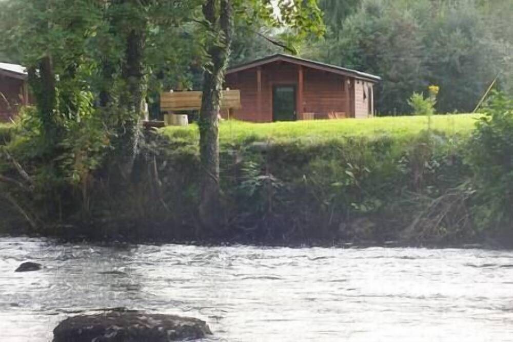 #2 Killarney Cabins, Stunning Lodge & Parking in Killarney, Killarney-Nationalpark