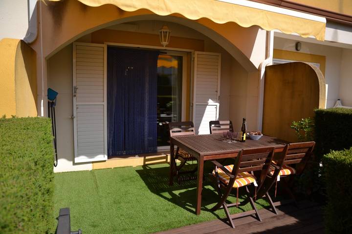 Casa rural para 6 personas, con Balcón y Terraza además de Jardín y Piscina en L' Estartit - 2