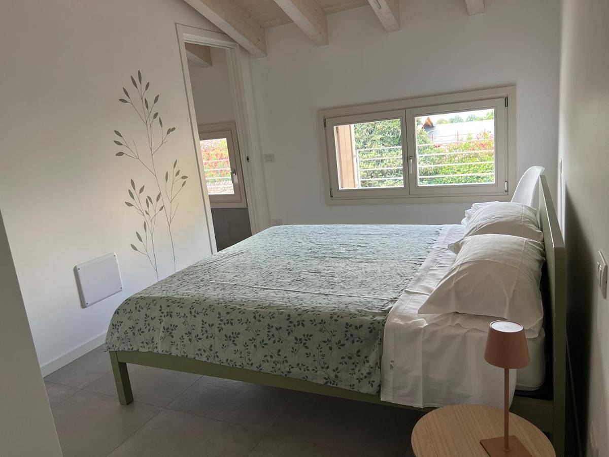 Le Casette B - Camera con bagno in Lazise, Gardasee-Berge