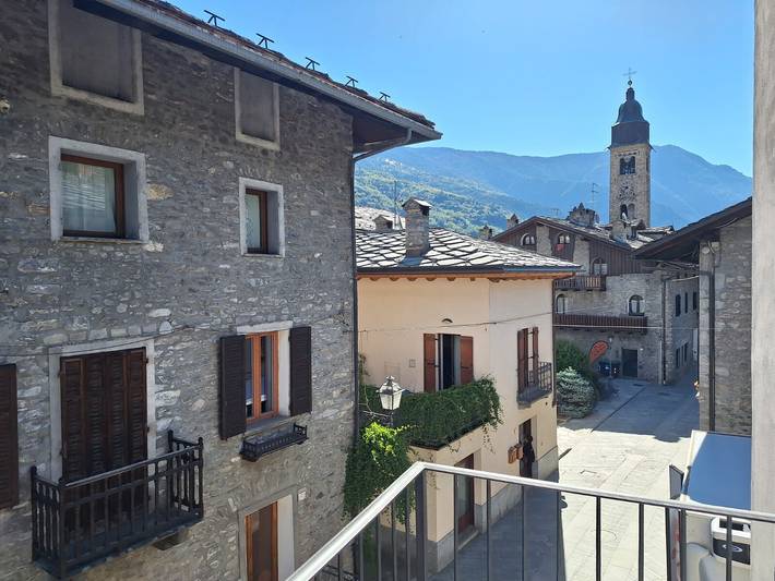 Hel studio-lejlighed, Studio with Private Parking, Shared Garden, and Walk-in Closet in Morgex, Comune di Morgex