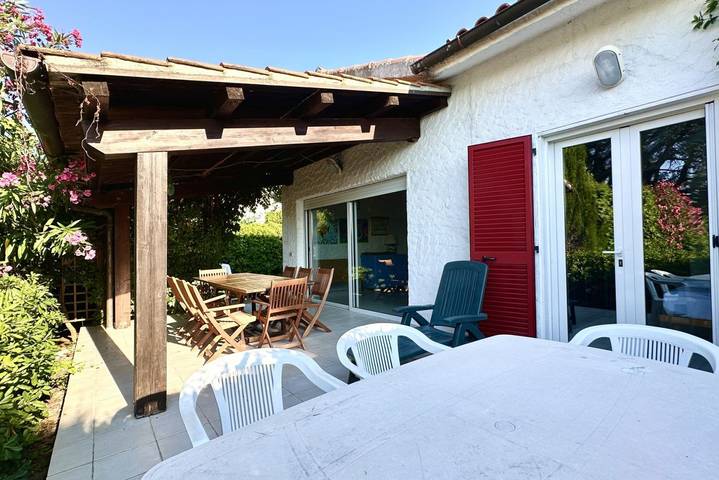 Apartamento entero, N183 - Numana, new apartment with garden in Numana, Riviera del Conero