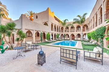 Riad pour 4 personnes, avec vue ainsi que piscine et jardin à Tiznit