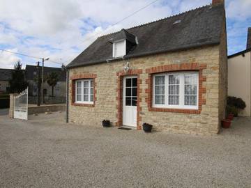 Gîte pour 4 personnes, avec jardin à Amfreville (Normandie)