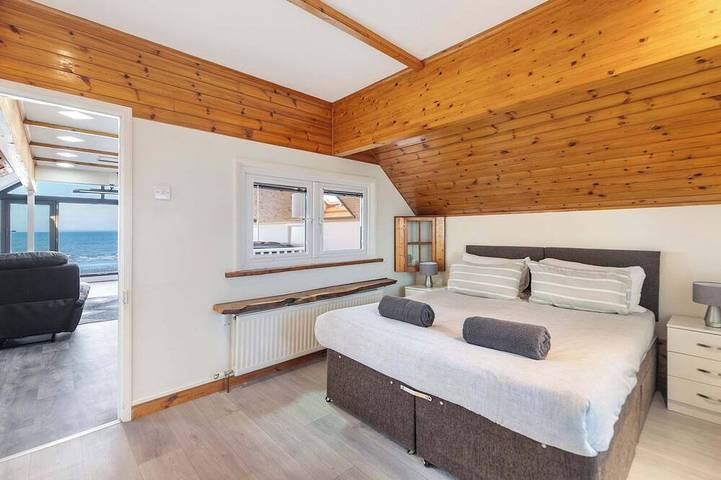Idyllic Seaside Stay with Stunning Views & Perfect for Families. in Pevensey, Ost Sussex