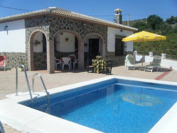 Casa rural para 6 personas, con Terraza y Jardín además de Piscina y Vistas en Sedella