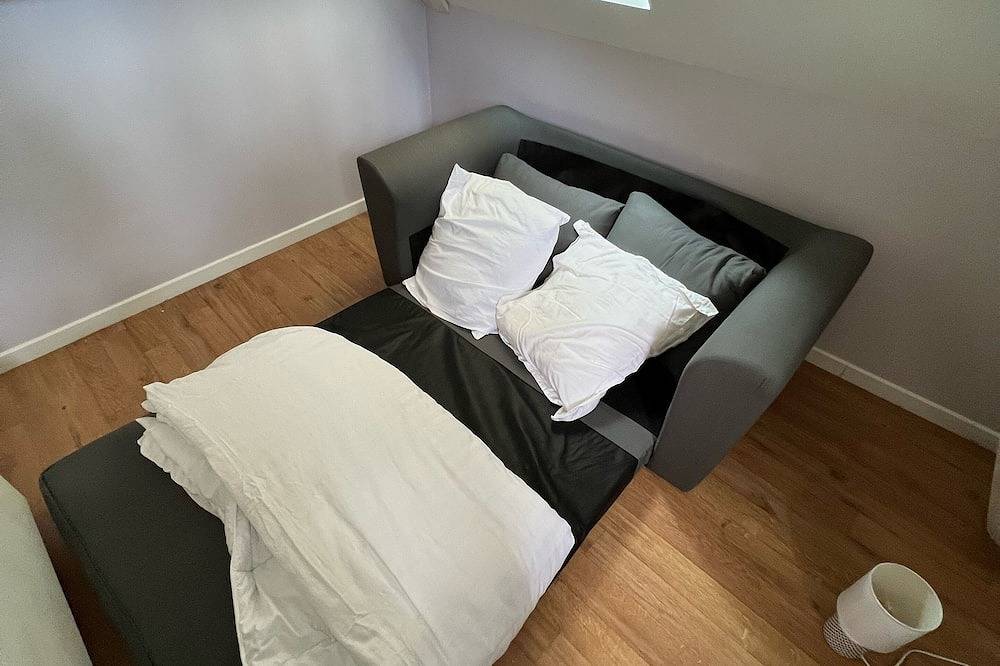 Apartamento entero, Venez Dormir Dans Lancien Hospice Duzerche in Uzerche, Región de Tulle