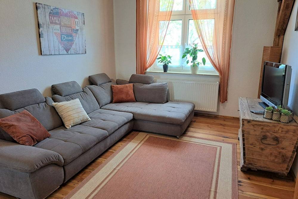 Ganze Wohnung, Ferienwohnung 2, 60 qm, 1 Schlafzimmer, max. 4 Personen in Lindow, Ruppiner Seenland