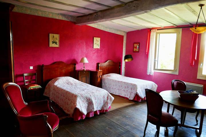 Chambre d’hôte pour 5 personnes, avec jardin dans l' Ariège - 3