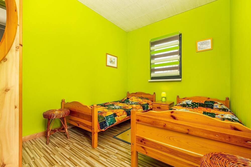 Atemberaubendes alleinstehendes Ferienhaus mit privatem Pool, Terrasse und Haustiere erlaubt in Abrahamhegy, Balaton Region