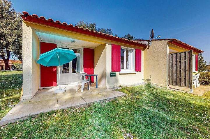 Maison de vacances pour 4 personnes, avec jardin et jacuzzi