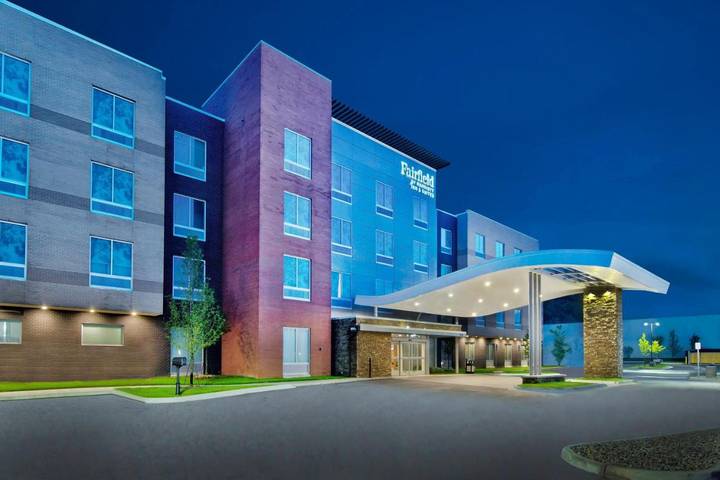 Hotel voor 2 personen, met zwembad en uitzicht - 1